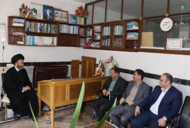 مدیرعامل سازمان منطقه آزاد اردبیل با آیت الله عاملی دیدار کرد