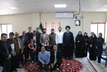 اهدای جوایز به برندگان مسابقه ایران و انقلاب اسلامی