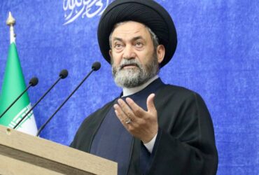 ضرورت پرهیز از پذیرایی های غیر ضروری در جلسات اداری