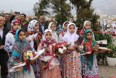 فیلم | گوشه هایی از سفر آیت الله عاملی به بخش خورشم رستم