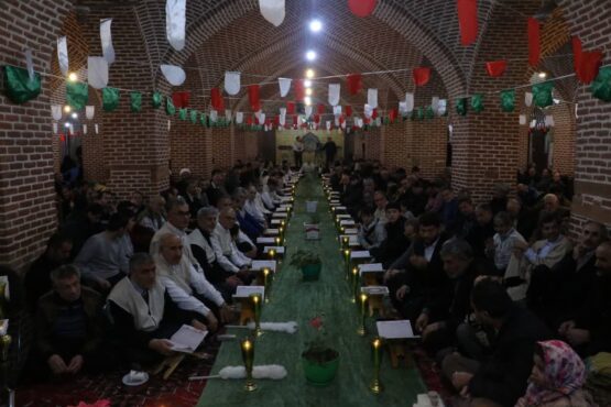 محفل شبی با قرآن به مناسبت مبعث رسول گرامی اسلام(ص) برگزار شد